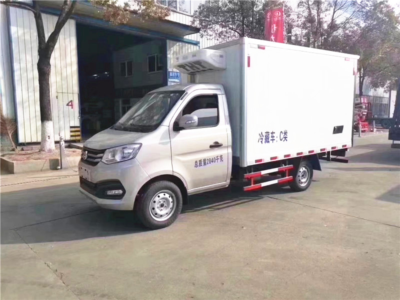 國六 慶鈴五十鈴雙排冷藏車