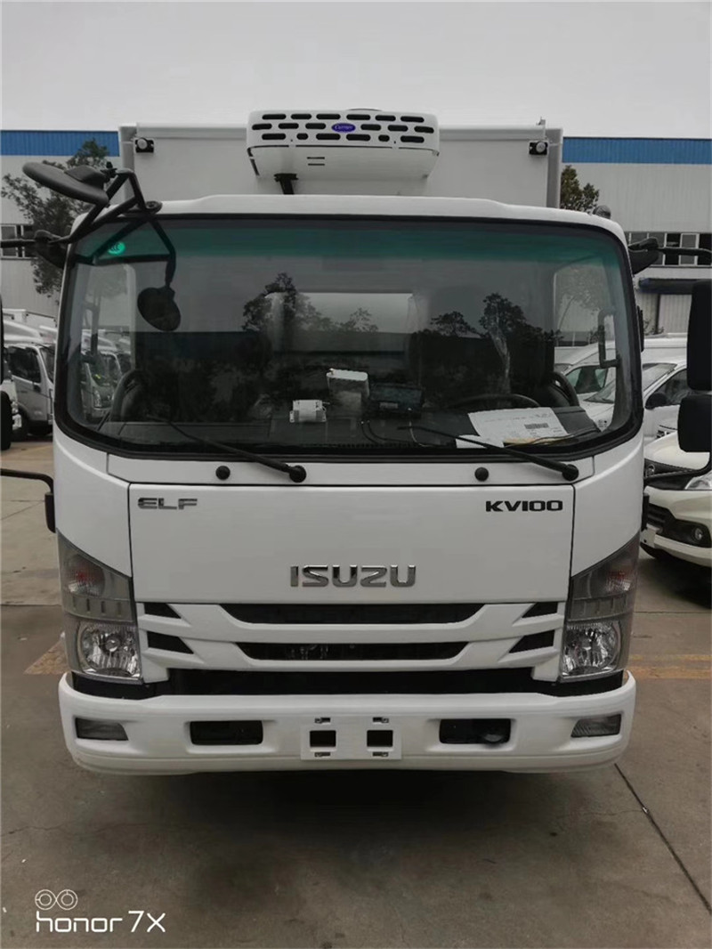 國(guó)六 慶鈴五十鈴KV100藍(lán)牌冷藏車